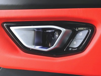 صورة مصغرة 23 لـ 2023 Lamborghini URUS