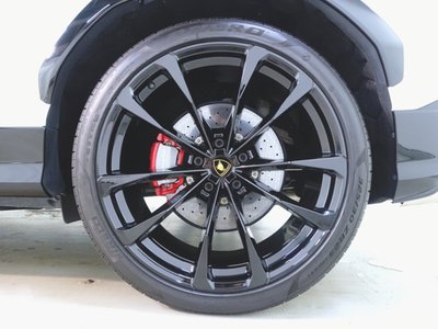 صورة مصغرة 36 لـ 2023 Lamborghini URUS