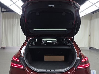 صورة مصغرة 22 لـ 2024 Genesis THE NEW G70 SHOOTING BRAKE