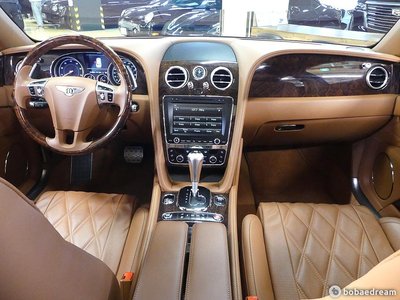 BENTLEY FLYING SPUR - 5