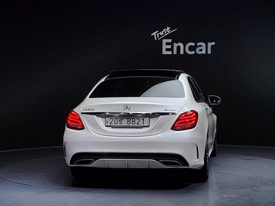 MERCEDES-BENZ C-CLASS - 4