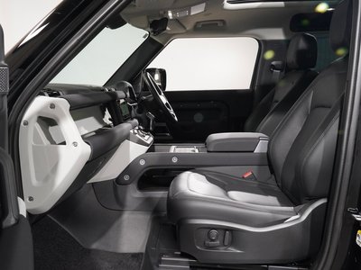 LAND ROVER DEFENDER 2023 thumbnail 18