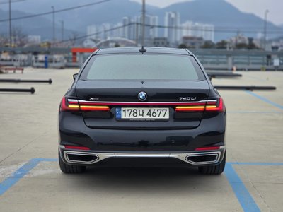 BMW 7 SERIES - 7