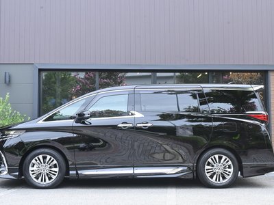 TOYOTA ALPHARD - 2