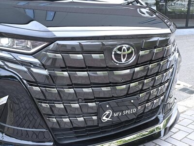 TOYOTA ALPHARD - 8