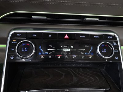 2021 Genesis GV80 — миниатюра 16