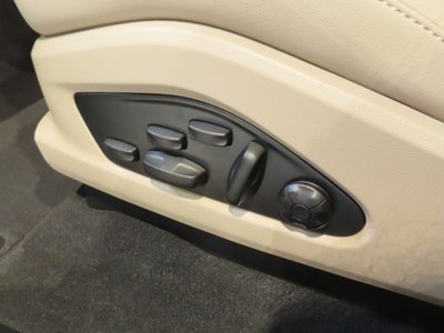 2026 Porsche MACAN 缩略图 17