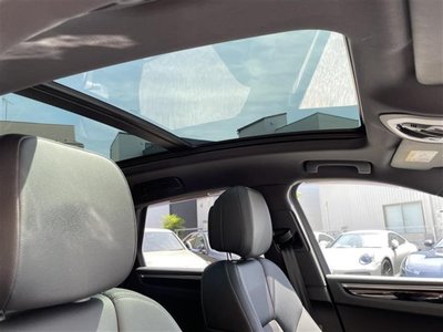 PORSCHE MACAN - 5