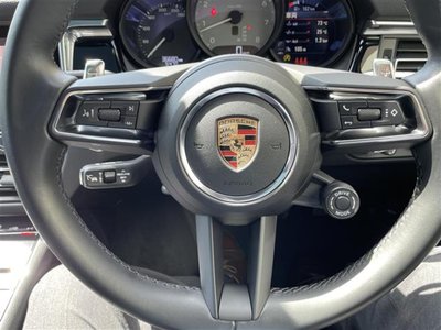 PORSCHE MACAN - 10