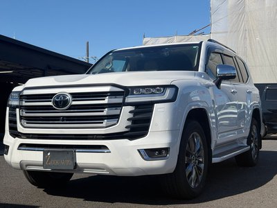 TOYOTA LAND CRUISER 300 - 4