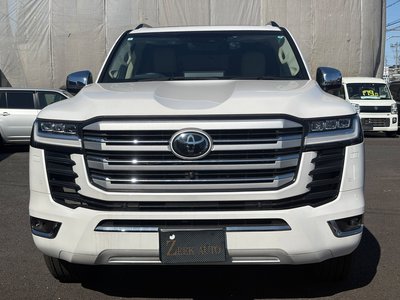 TOYOTA LAND CRUISER 300 - 5