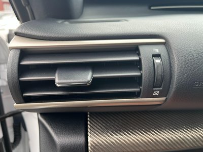 صورة مصغرة 56 لـ 2017 Lexus RC F