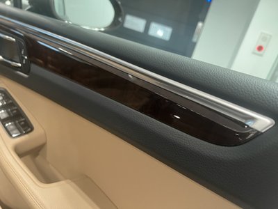صورة مصغرة 16 لـ 2023 Porsche MACAN