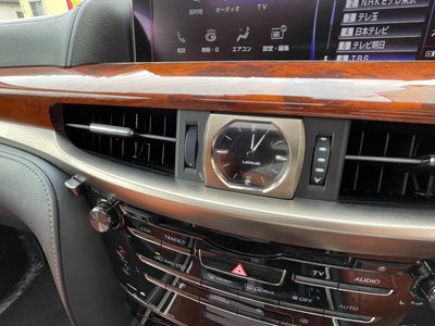 2015 Lexus LX 缩略图 32