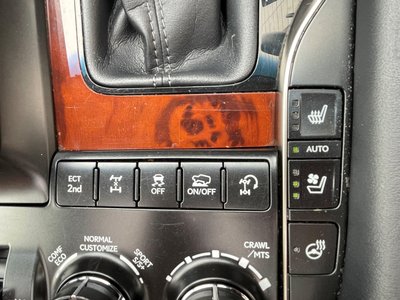 2015 Lexus LX 缩略图 35