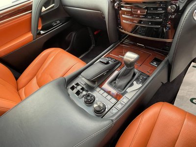 2015 Lexus LX 缩略图 34