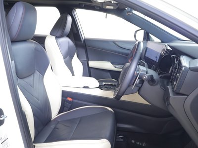2022 Lexus NX — миниатюра 16