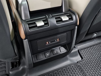 2022 LAND Rover DEFENDER 缩略图 27