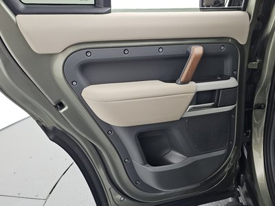2022 LAND Rover DEFENDER 缩略图 15