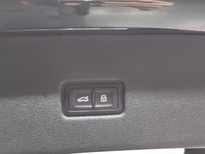 2025 AUDI Q8 缩略图 17