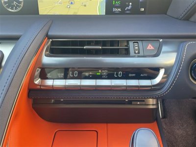 2018 Lexus LC — миниатюра 14