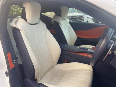 2018 Lexus LC — миниатюра 24