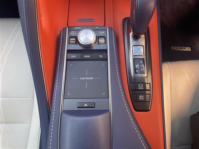 2018 Lexus LC — миниатюра 15
