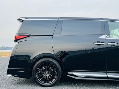 TOYOTA ALPHARD - 9