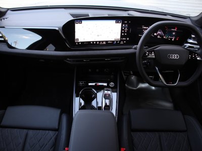 2025 AUDI A5 AVANT 照片 4