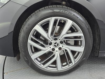 صورة 6 لـ 2025 Mercedes-BENZ E-CLASS