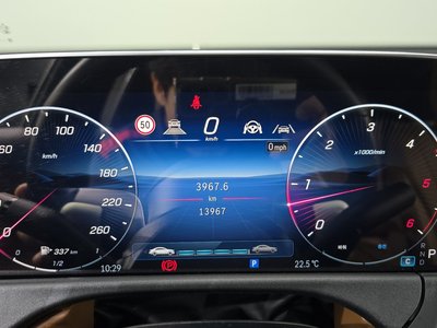صورة 8 لـ 2025 Mercedes-BENZ E-CLASS