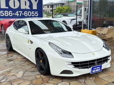 FERRARI FF - 9