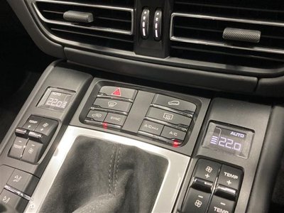 2021 Porsche MACAN 缩略图 18