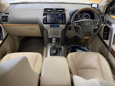 TOYOTA LAND CRUISER PRADO - 2