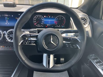 2025 Mercedes-BENZ GLB 缩略图 29
