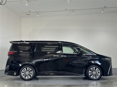 TOYOTA ALPHARD - 4