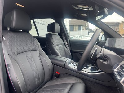 2025 BMW X5 thumbnail 14