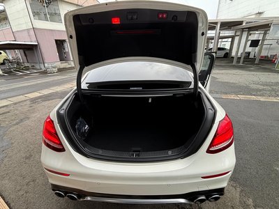 MERCEDES-BENZ E-CLASS AMG - 9