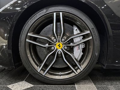 2011 Ferrari FF thumbnail 15