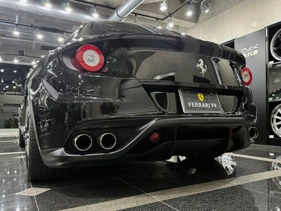 صورة 7 لـ 2011 Ferrari FF