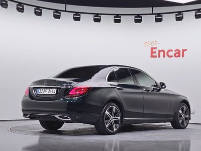 2019 Mercedes-BENZ C-CLASS photo 4