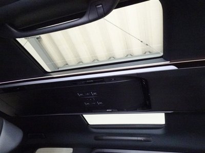 2025 Toyota ALPHARD 缩略图 23