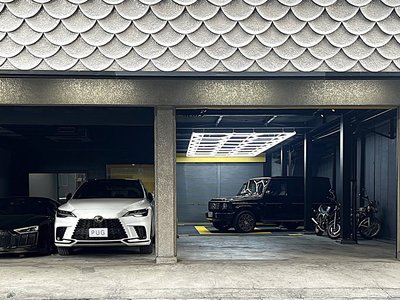 صورة 2 لـ 2024 Lexus LM