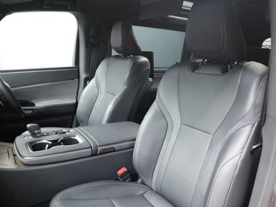 صورة مصغرة 62 لـ 2024 Lexus LM