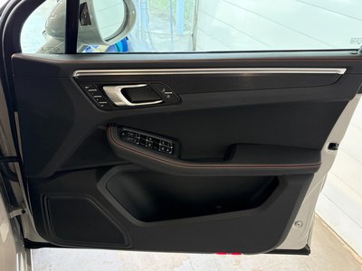 صورة مصغرة 32 لـ 2023 Porsche MACAN