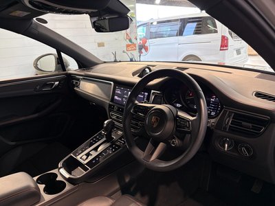 صورة مصغرة 38 لـ 2023 Porsche MACAN