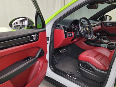 2022 Porsche CAYENNE — миниатюра 13