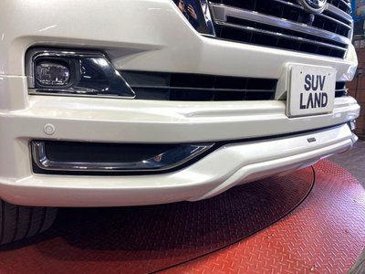 TOYOTA LAND CRUISER 200 - 4