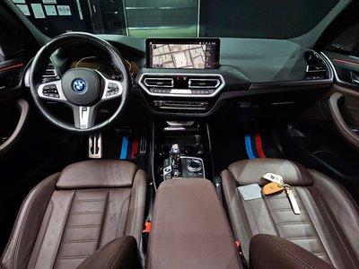 BMW IX3 - 5
