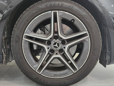 MERCEDES-BENZ E-CLASS - 6